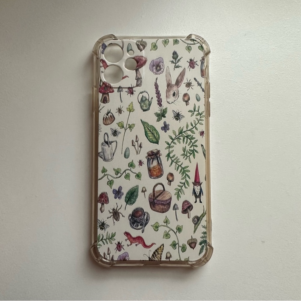 iPhone 11 phone case. plant print. clear sides.